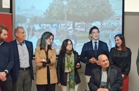 Entrega solidaria a Somos